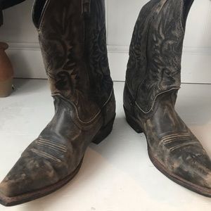 Dingo boots